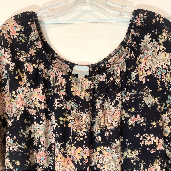 Veronica M. Off the Shoulder Floral Blouse Top, Bell Sleeve - Picture 5 of 7